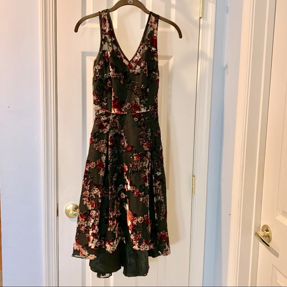 WHBM lady dress, size 00